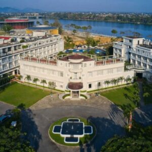 Da Nang Airport To Azerai La Residence Hue